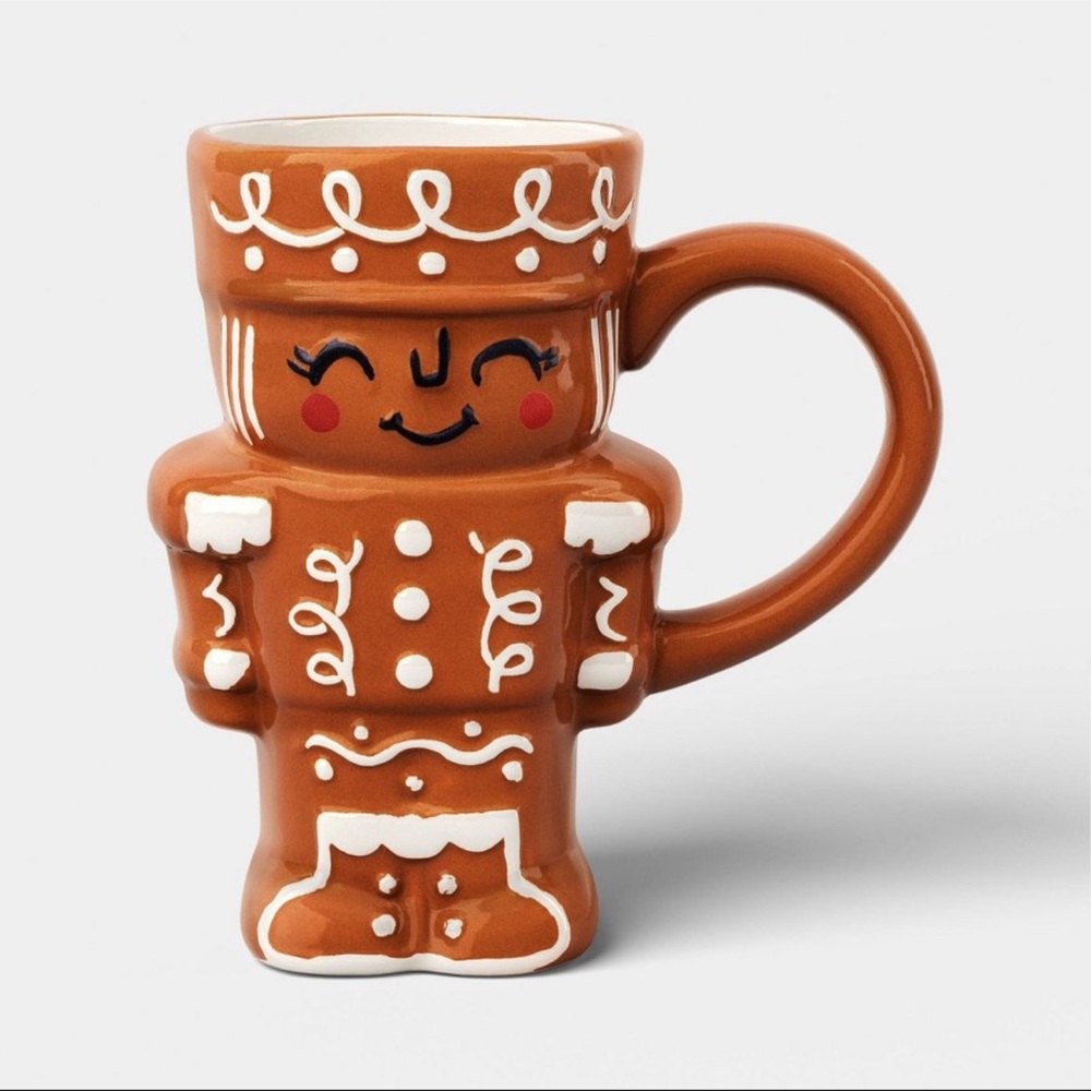 NWT 14.5 fl oz Christmas Stoneware Gingerbread
Nutcracker Woman Holiday Mug